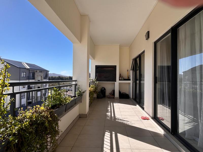 To Let 2 Bedroom Property for Rent in Sandown Western Cape